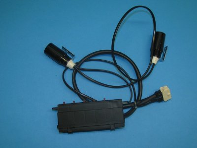 Knappsats komplett med sockel för lampa (runda kontaktstift i kontakt) - 128717